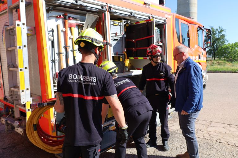 Acuerdo con la Escuela de Bomberos de Elche